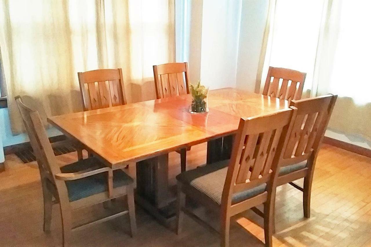 Holiday home Comfortable 3 Bedroom Craftsman In Milwaukee's Bay View Neighborhood