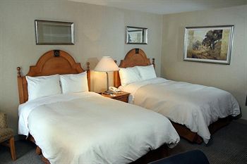 Ramada By Wyndham 3*