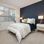 Lake Michigan Lux Apartments By Barsala