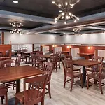 Clarion Hotel Milwaukee Airport