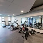 Flexhome Skywalk To Fiserv 1Br Apt U6