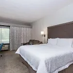 Hampton Inn Milwaukee Airport
