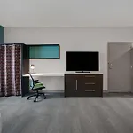 Home2 Suites By Hilton Milwaukee Downtown