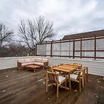 1Mile To Dt Rooftop Deck Home Gym Fireplace