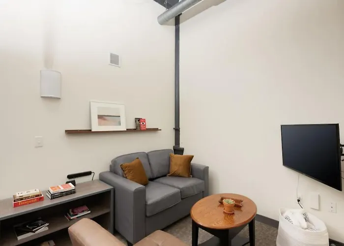 Flexhome Brewery District El1 - Just 3 Blocks To Fiserv With Gym And Parking