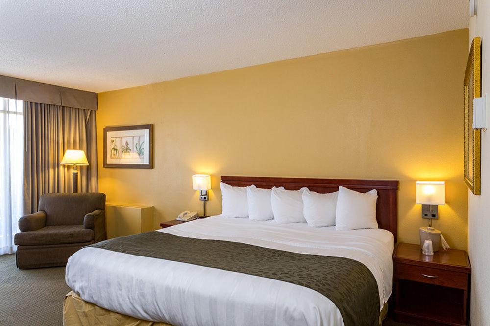 Hotel Clarion Airport