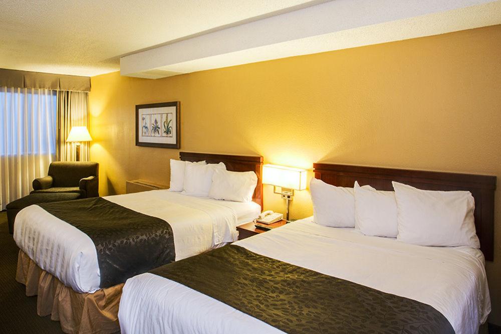 Clarion Airport Hotel