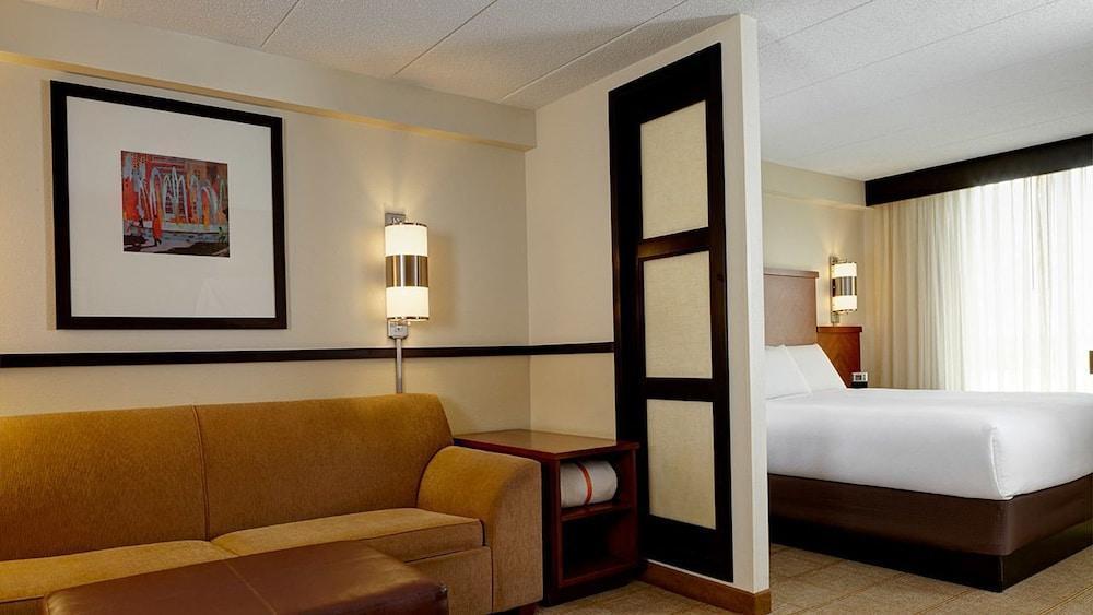 Hotel Comfort West 4*