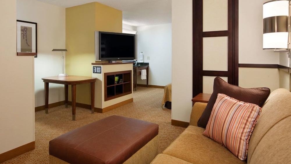 Comfort West
