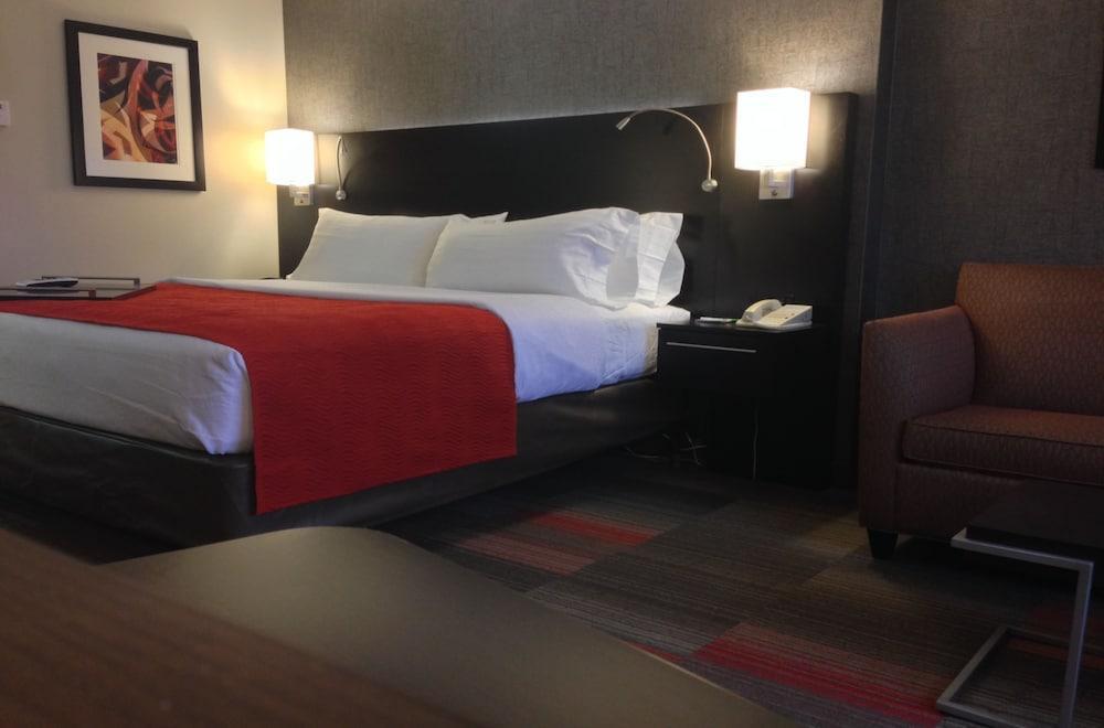Riverfront By Ihg 3*