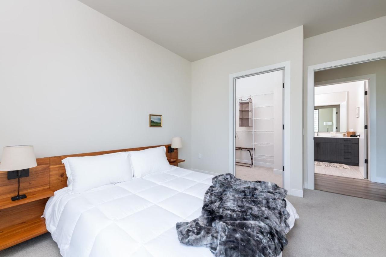 Flexhome Brady District 1br E2 Apartment