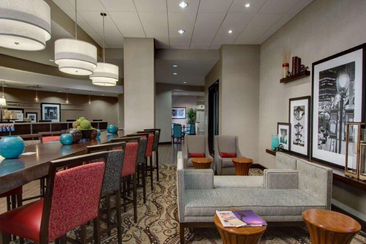 Hotel Hampton & Downtown