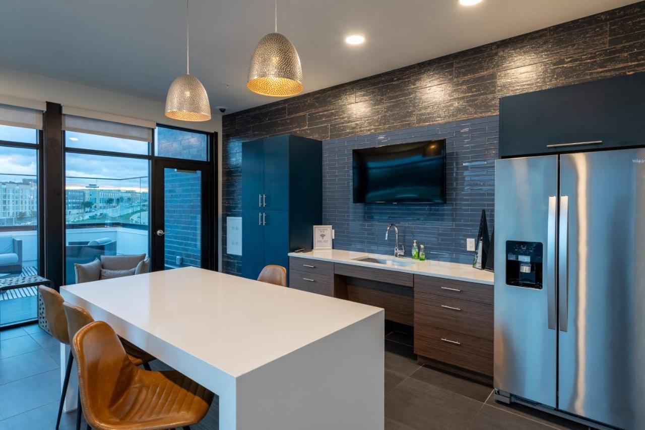 Flexhome Skywalk To Fiserv U3 With Rooftop, Gym, And Parking