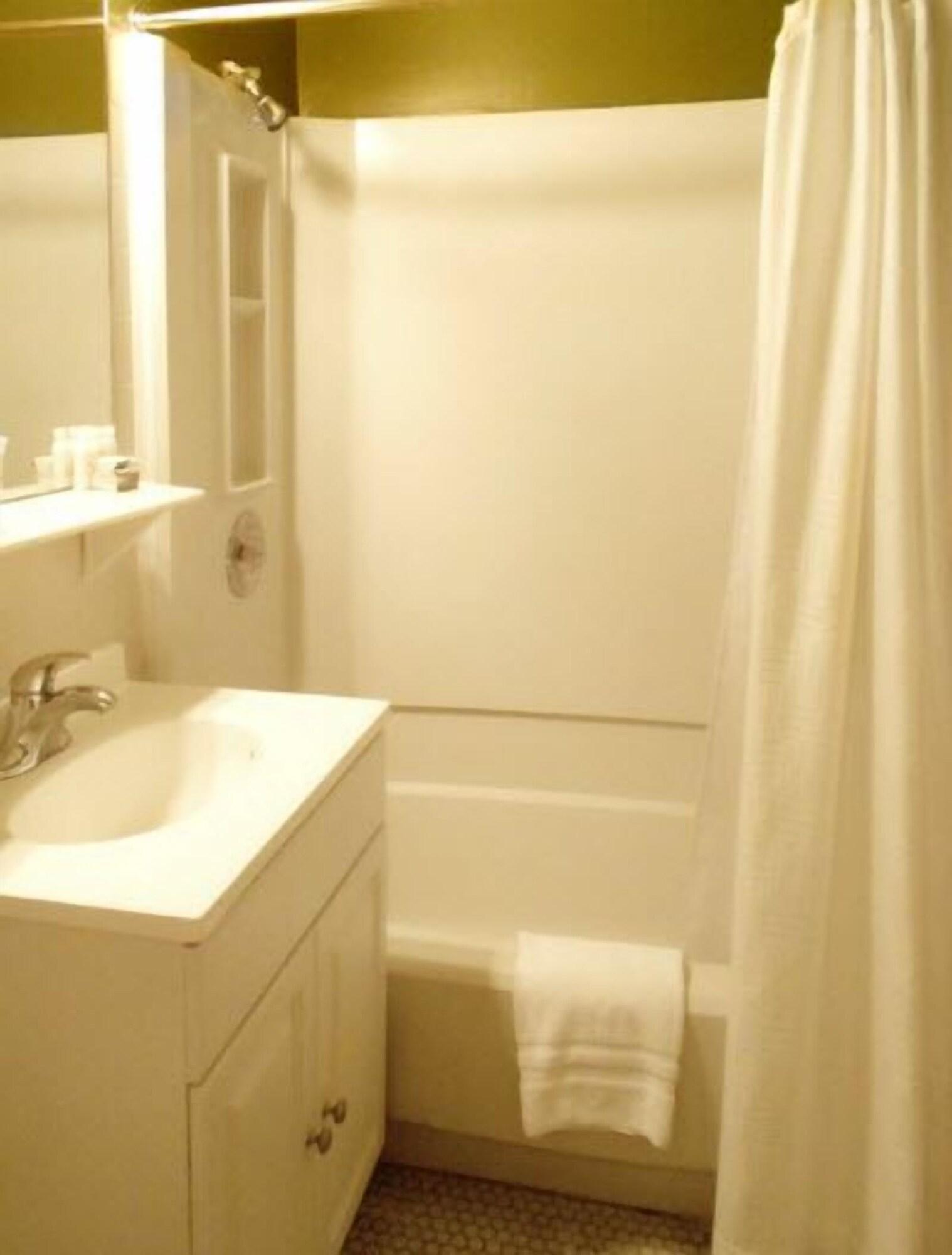 The Astor Hotel Milwaukee