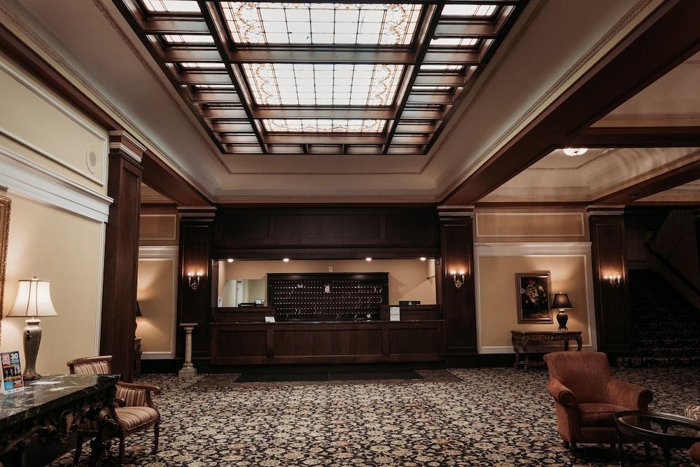The Astor 3*