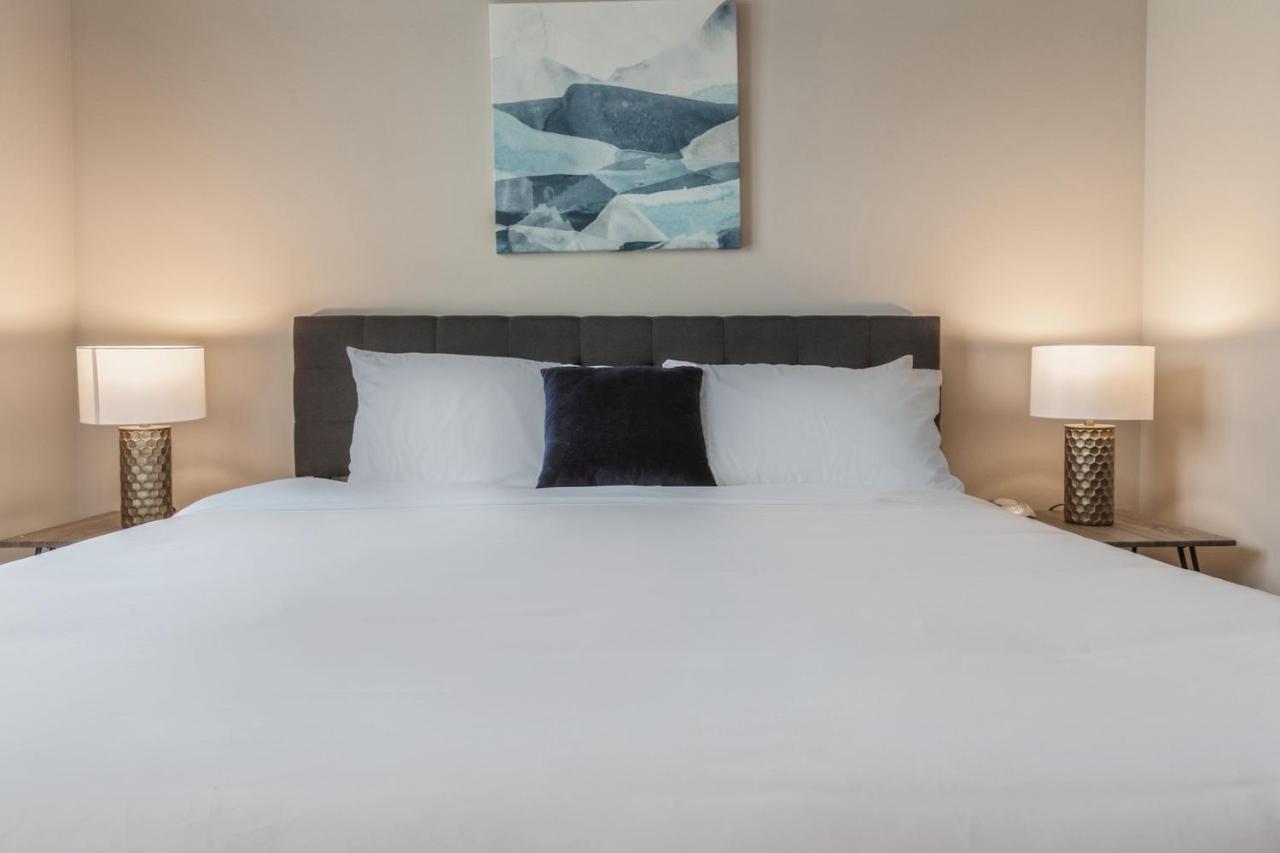 Aparthotel Kasa Westown 4*