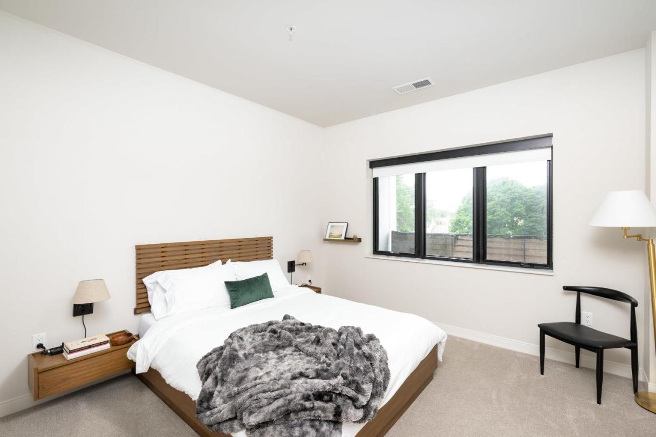 Flexhome Brady District 1br E3 Apartment Milwaukee