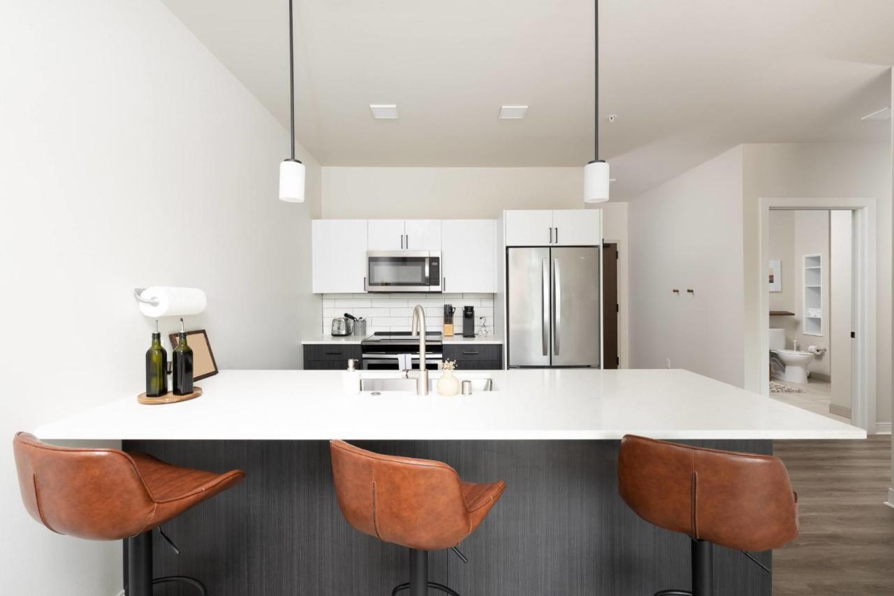 Flexhome Brady District 1br E3 * Milwaukee