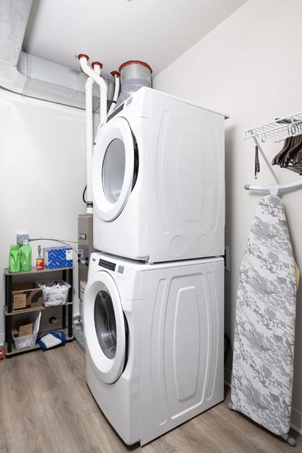 Flexhome Brady District 1br E3 * Milwaukee