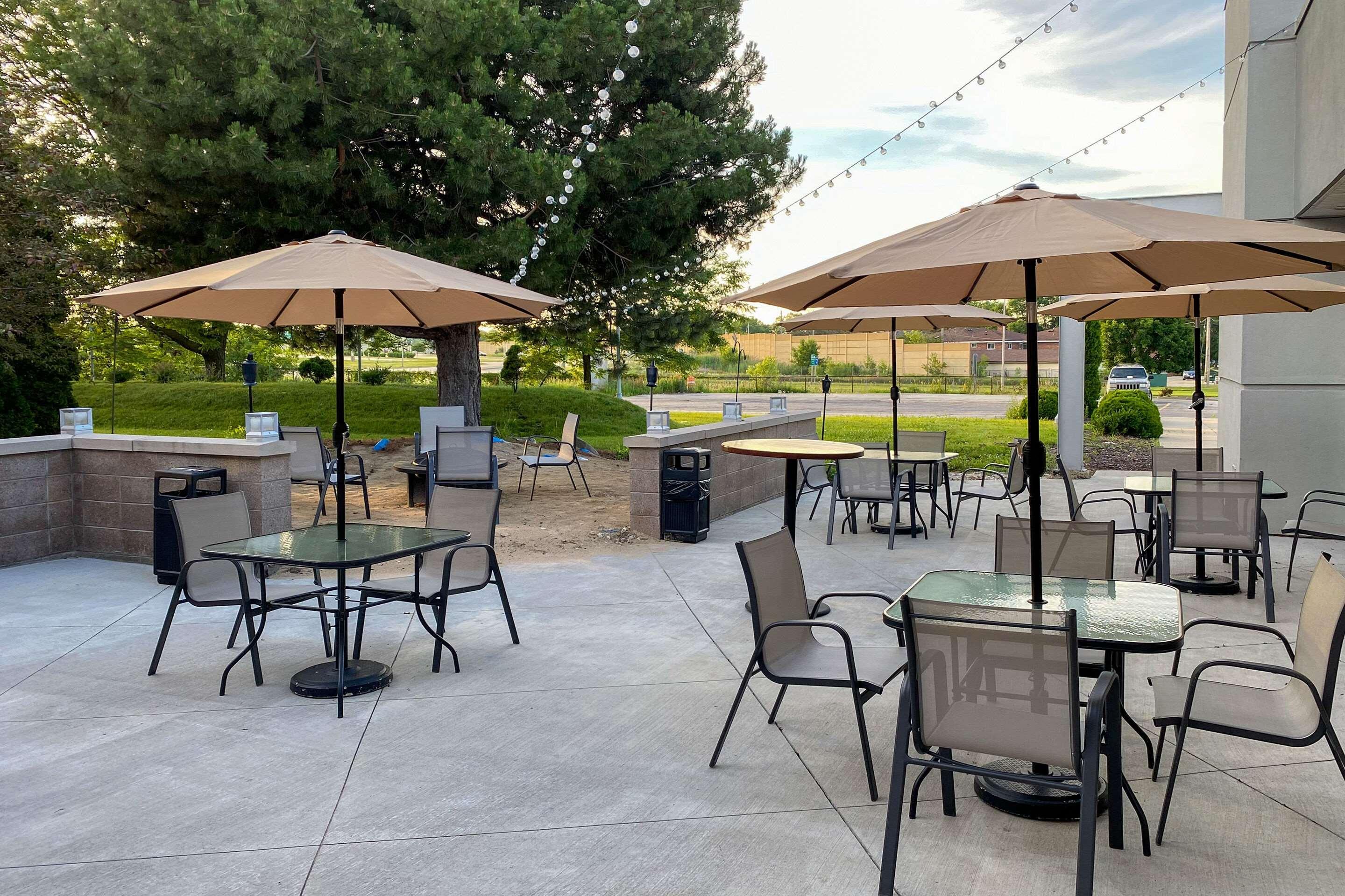 Clarion Airport Hotel Milwaukee