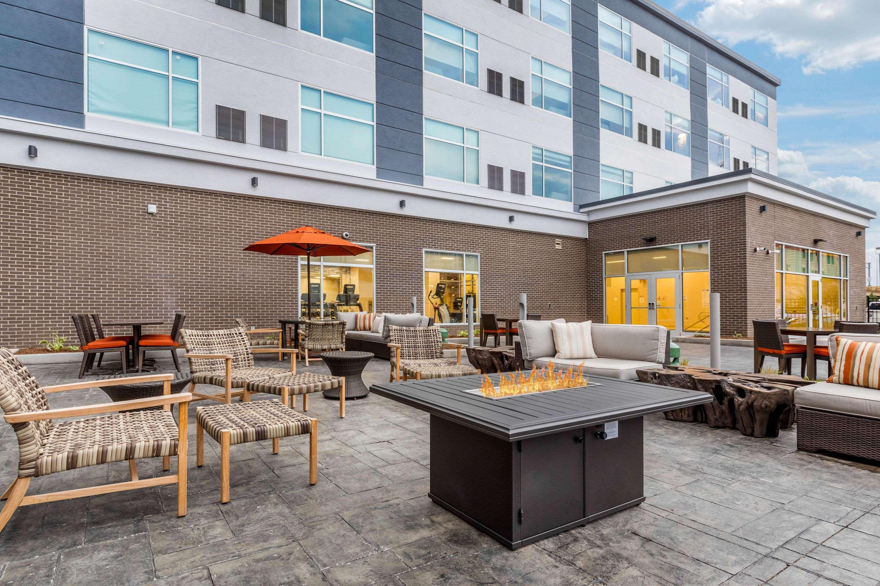 Cambria Downtown Hotel