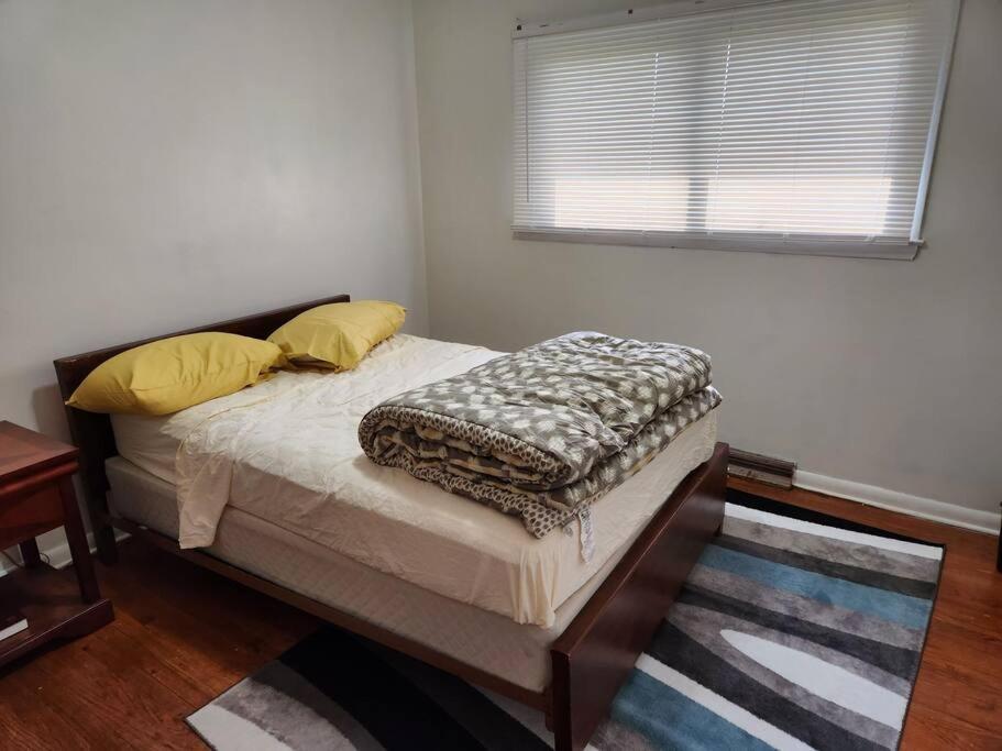 Spacious 4-bedroom In Quiet Neighborhood