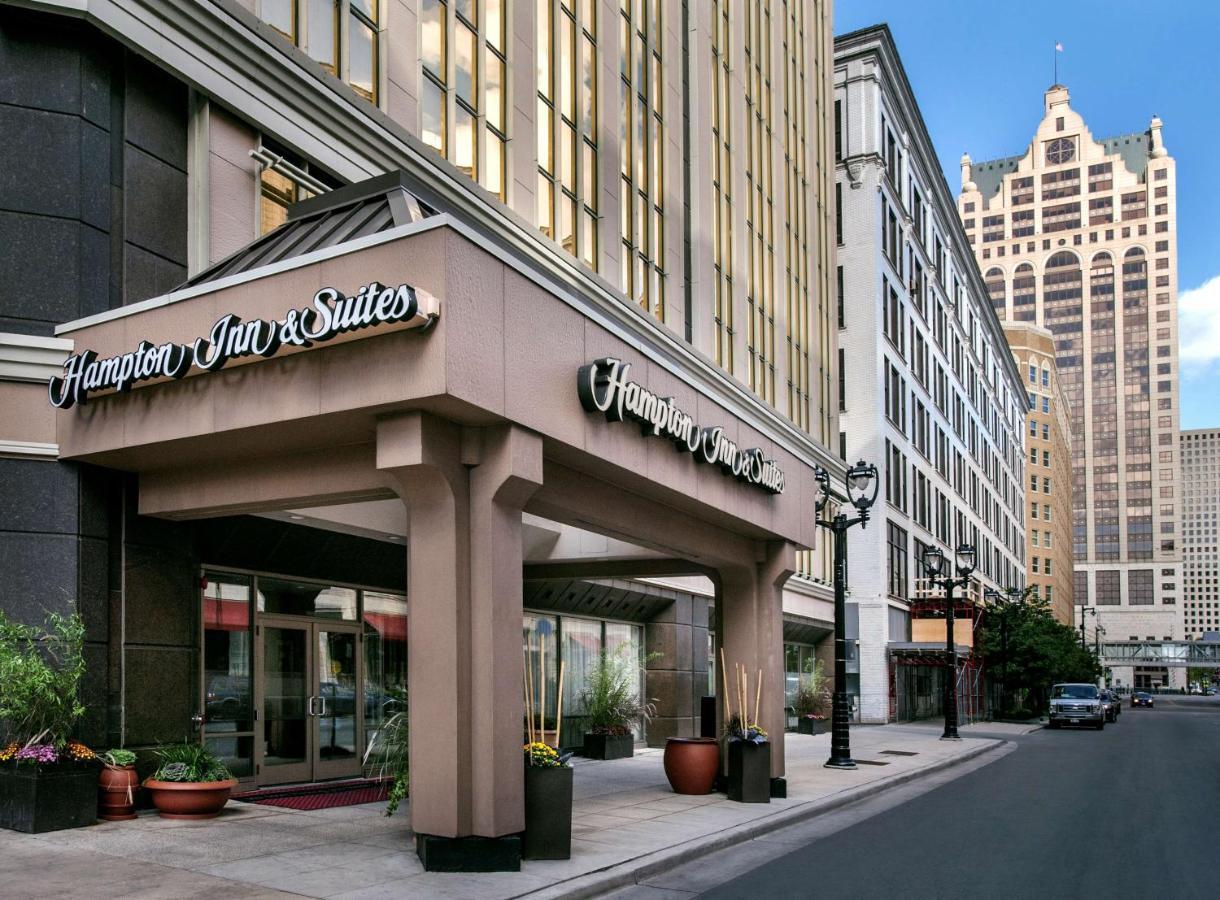Hampton & Downtown 3*
