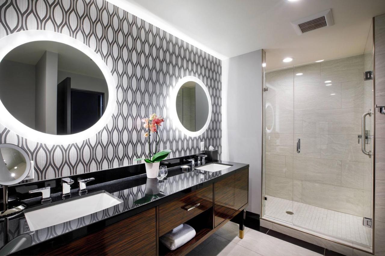 Metro, Autograph Collection 4* Milwaukee