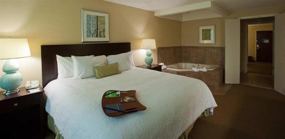 Hampton & Downtown 3* Milwaukee