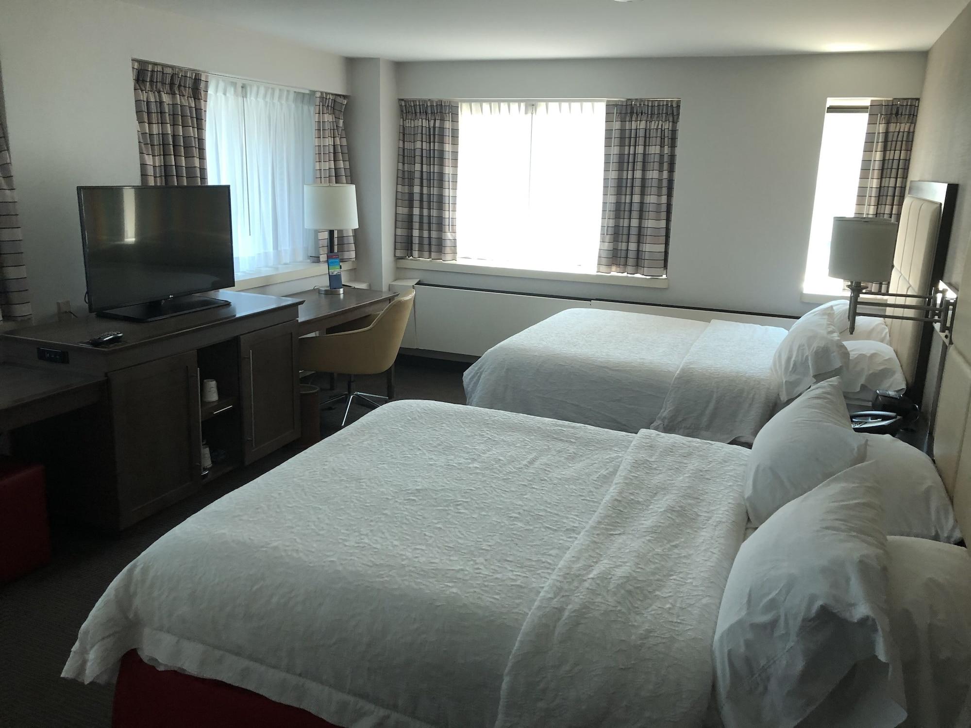 Hotel Hampton & Downtown