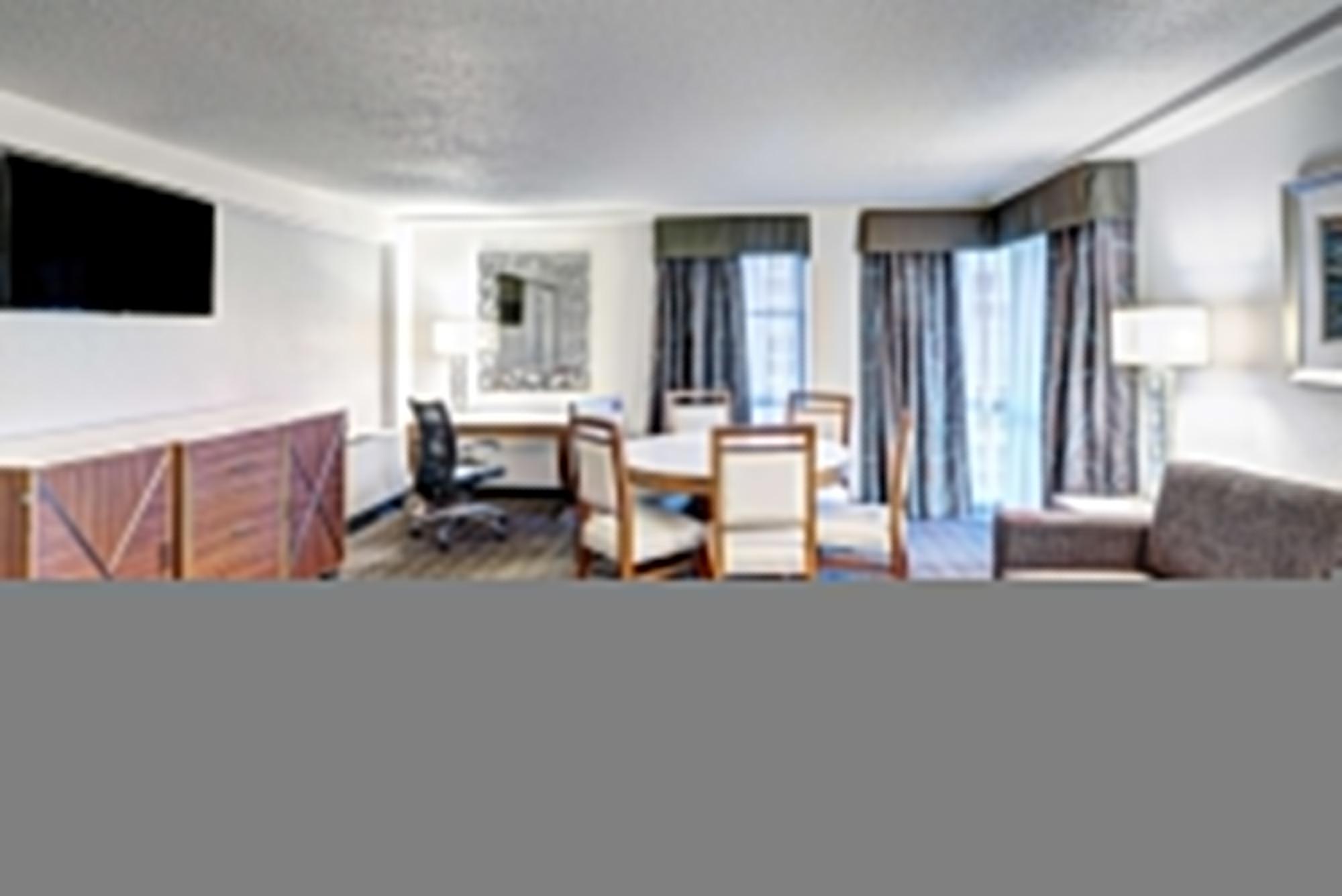 Doubletree By Hilton Downtown 4*