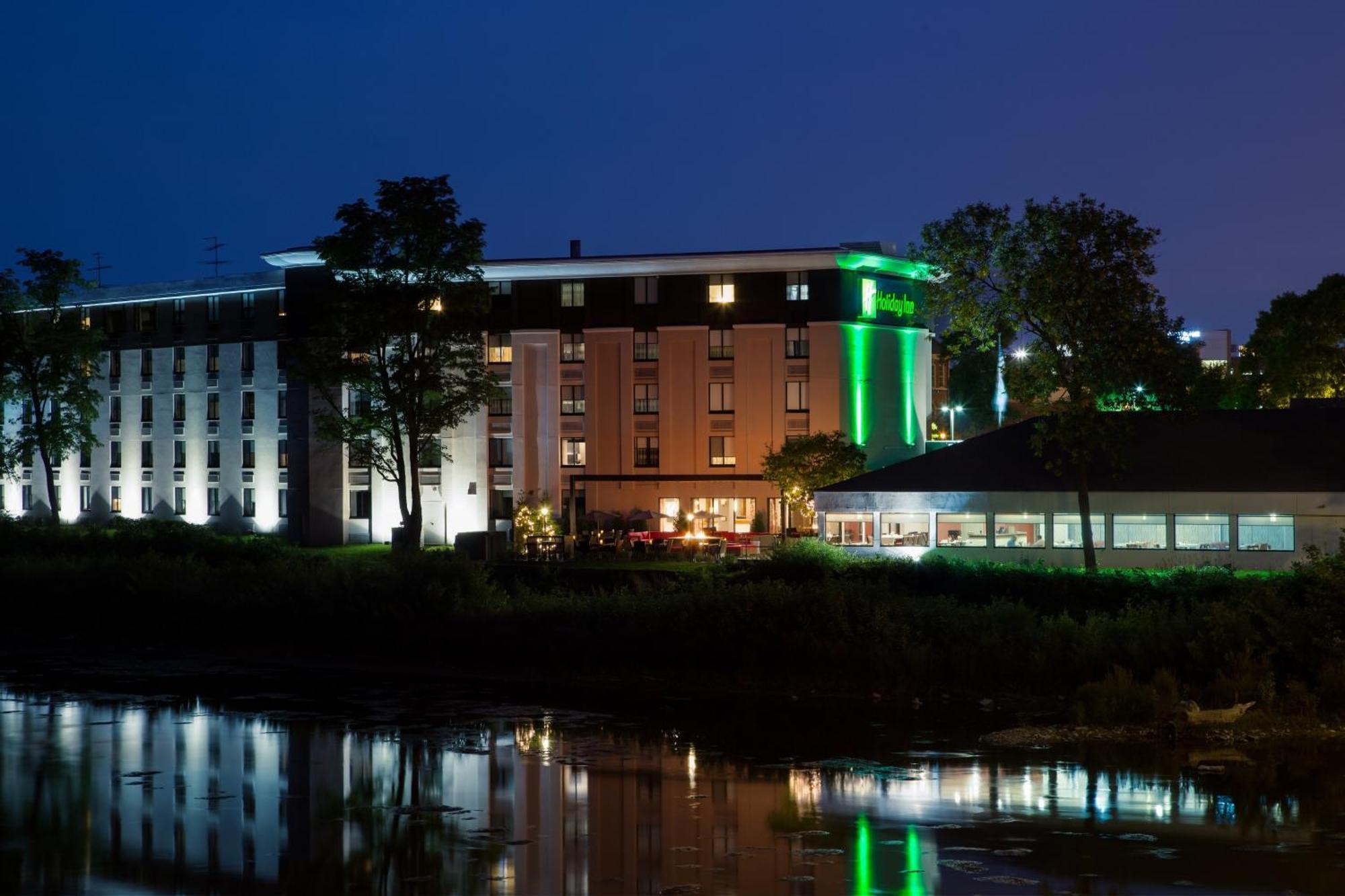 Riverfront By Ihg