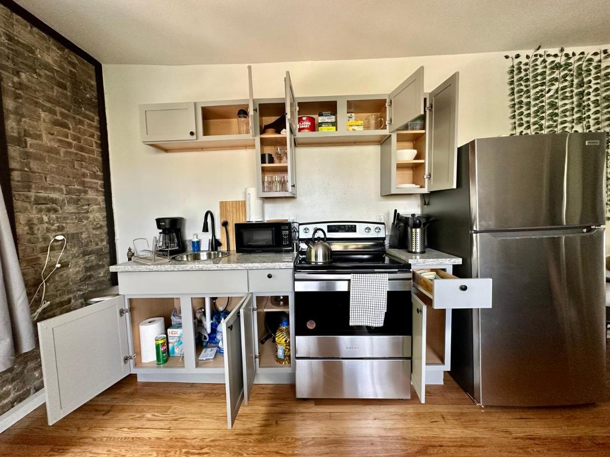Mckinley Sunrise - Pet Friendly Apartment