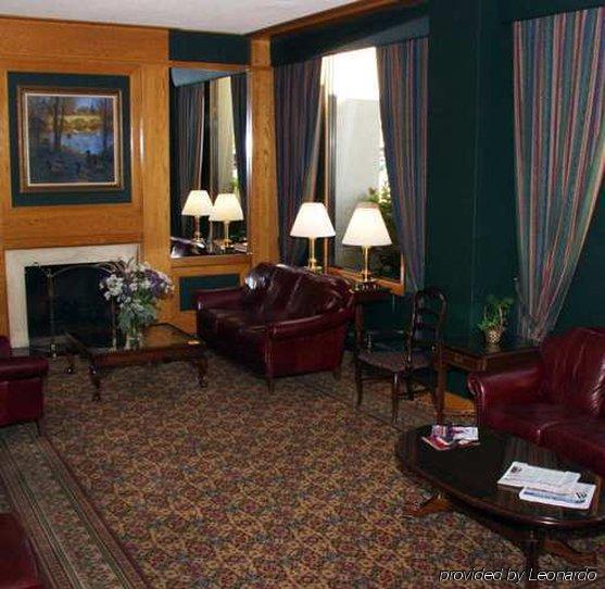 Hotel Riverfront By Ihg Milwaukee