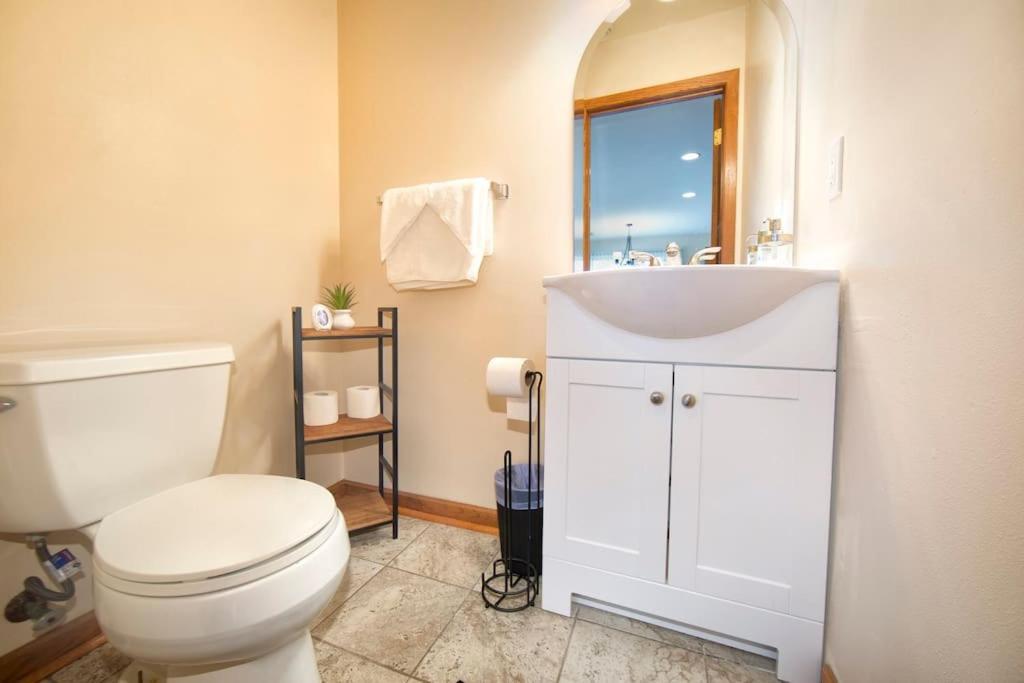 Eclectic Stylish And Cozy Milwaukee