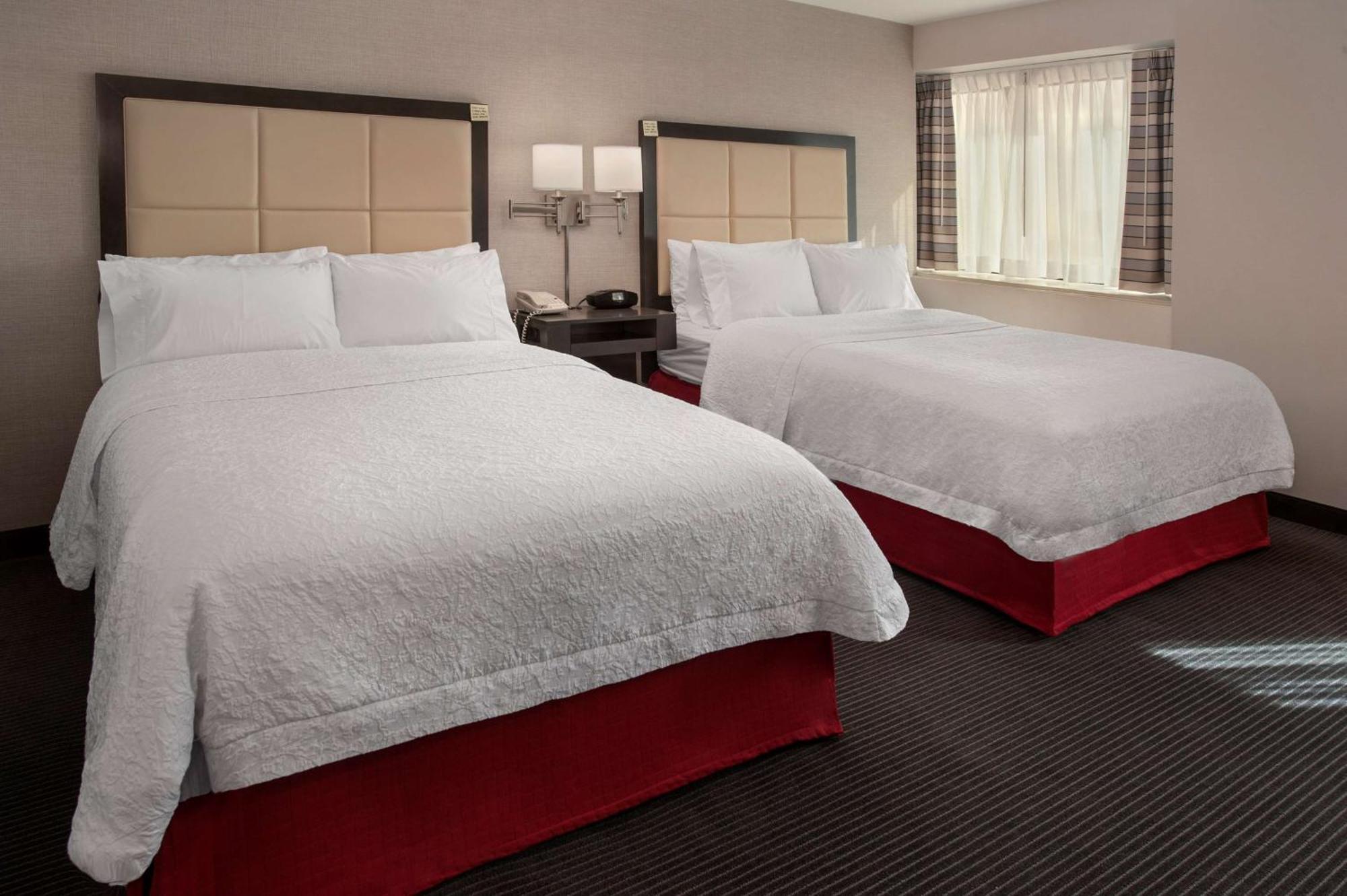 Hampton & Downtown Hotel