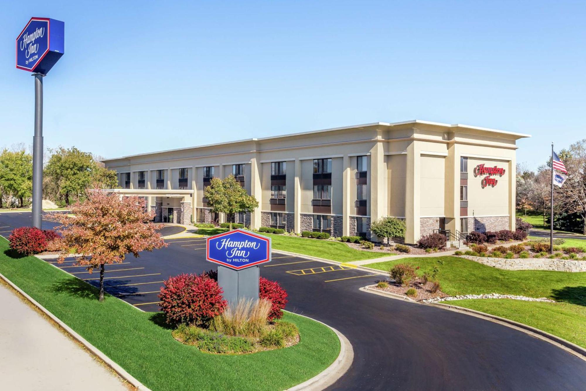 Hampton Airport 3*