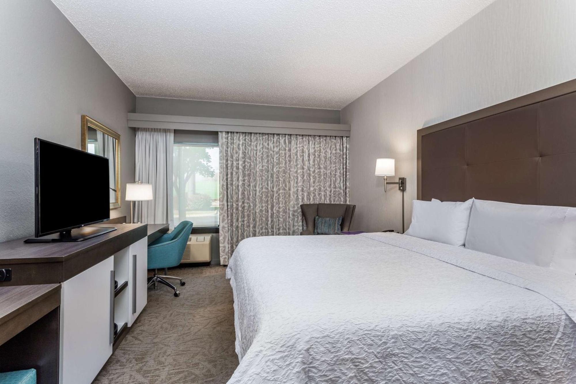 Hampton Airport 3* Milwaukee