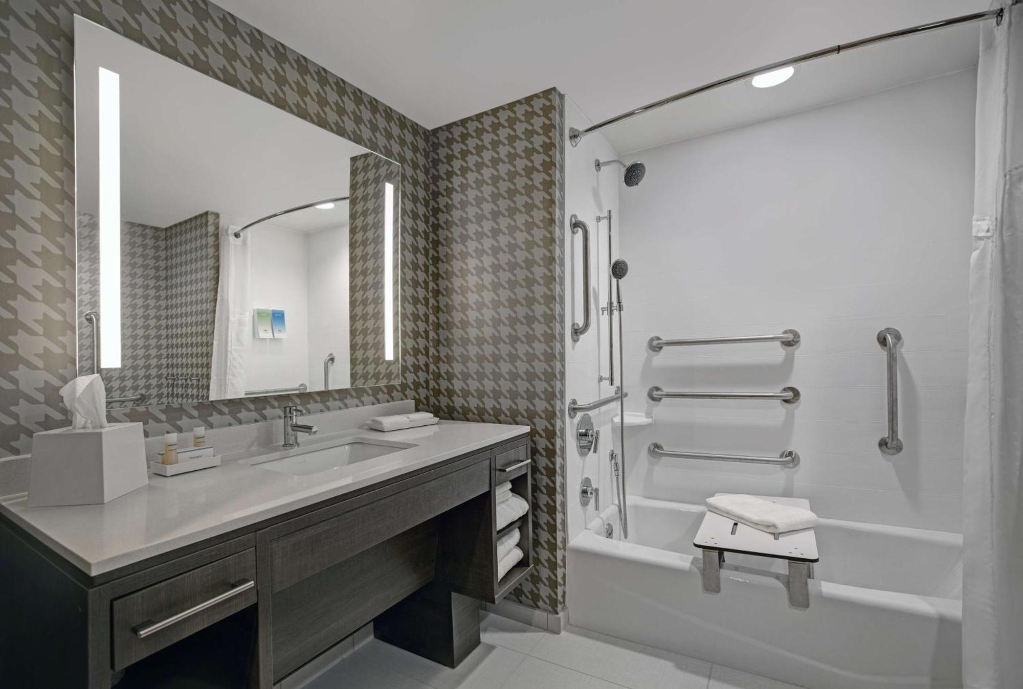 Home2 By Hilton Downtown 3* Milwaukee