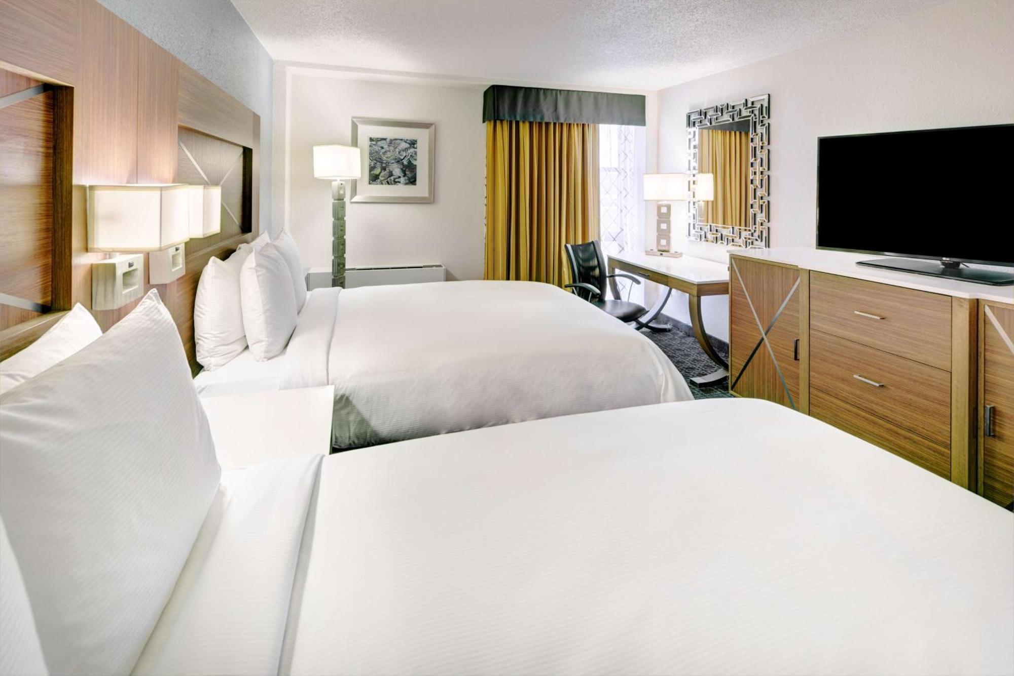 Hotel Doubletree By Hilton Downtown