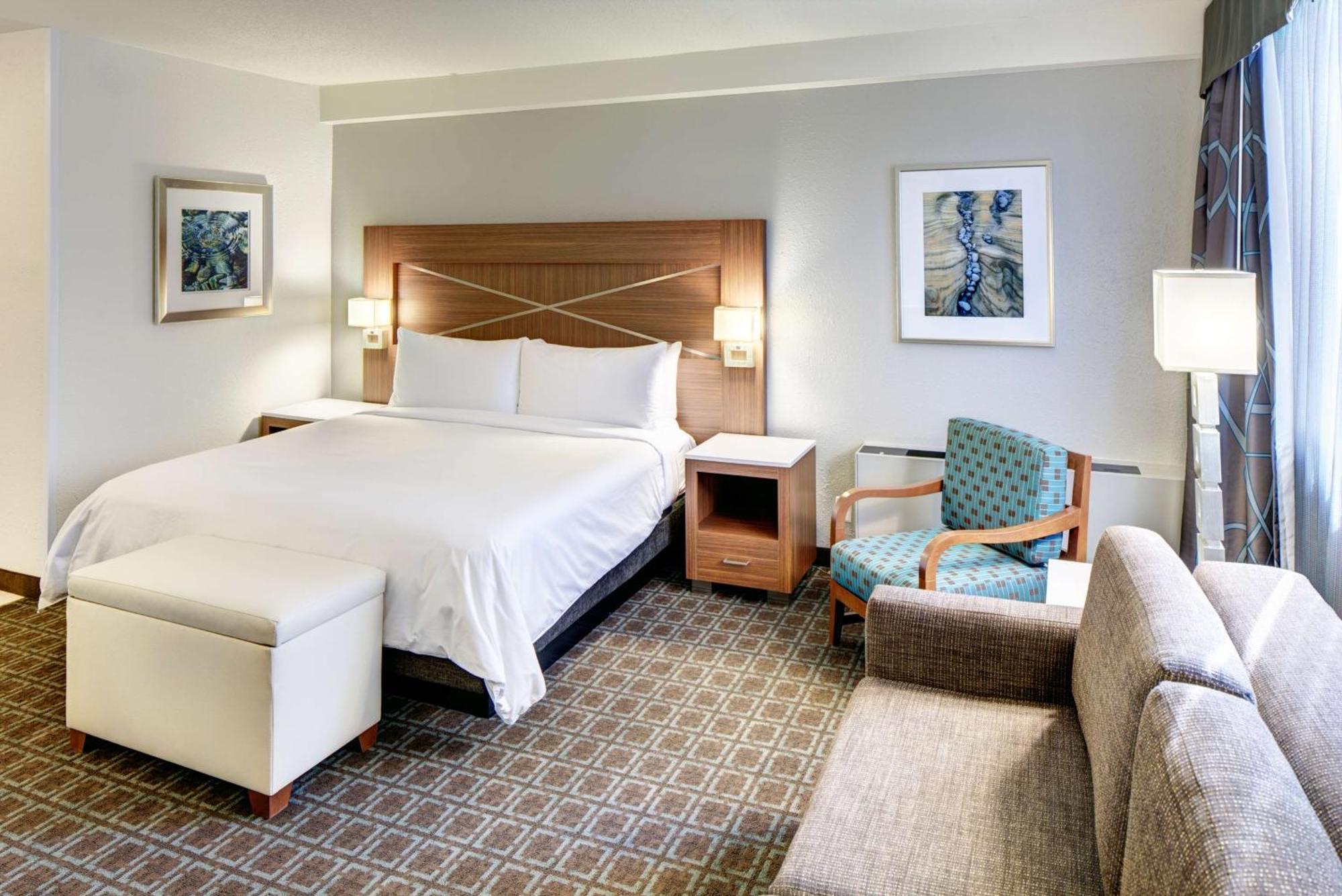 Doubletree By Hilton Downtown Hotel 4*