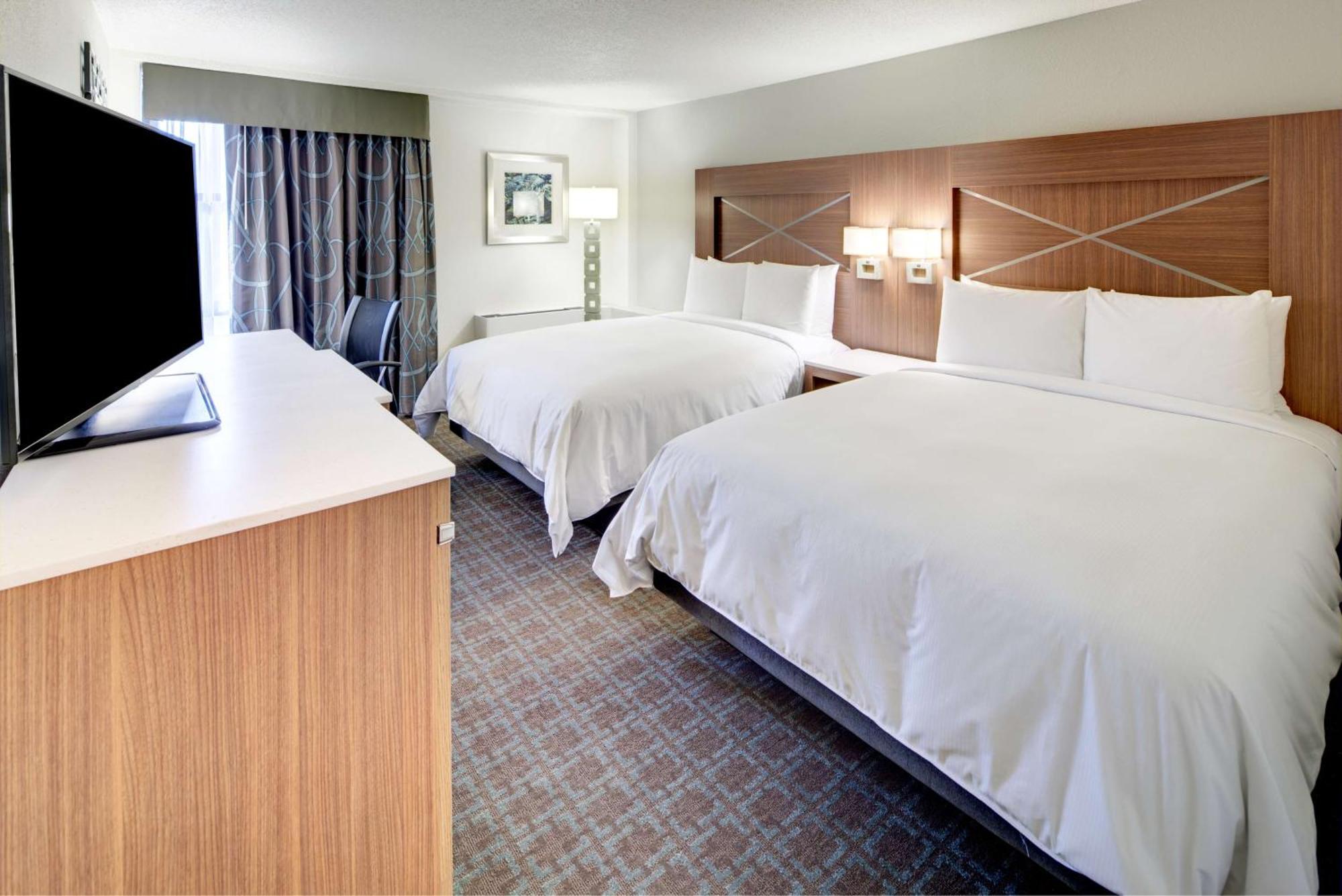 Doubletree By Hilton Downtown Milwaukee