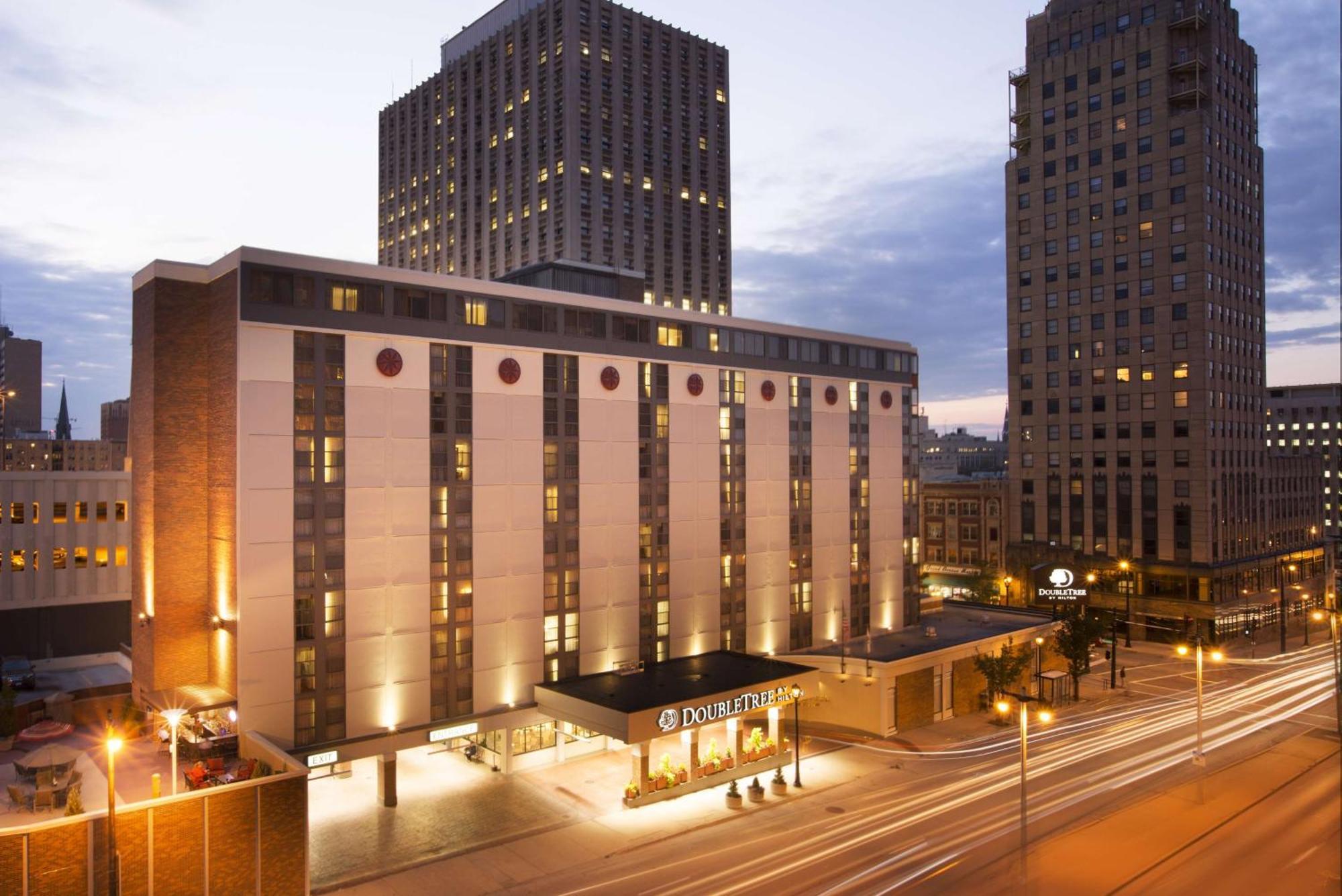 Doubletree By Hilton Downtown 4* Milwaukee