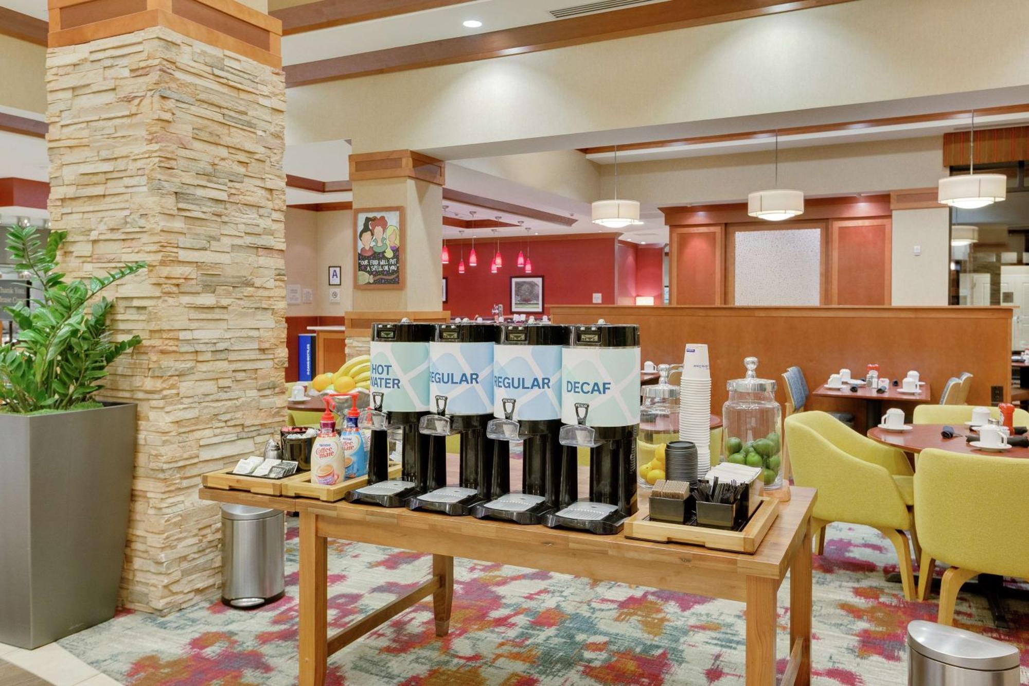 Hotel Hilton Garden Airport Milwaukee