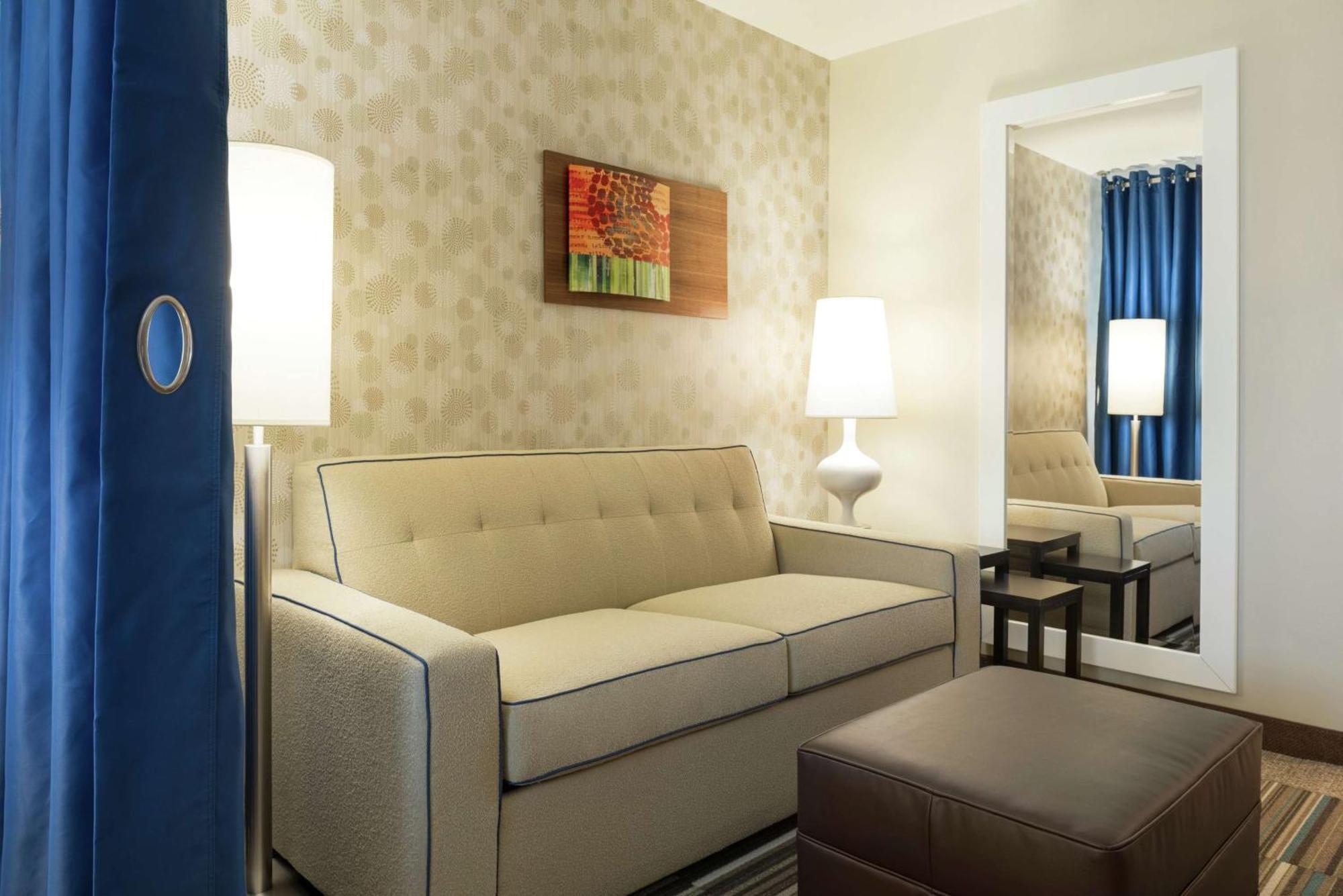 Home2 By Hilton Airport 3* Milwaukee