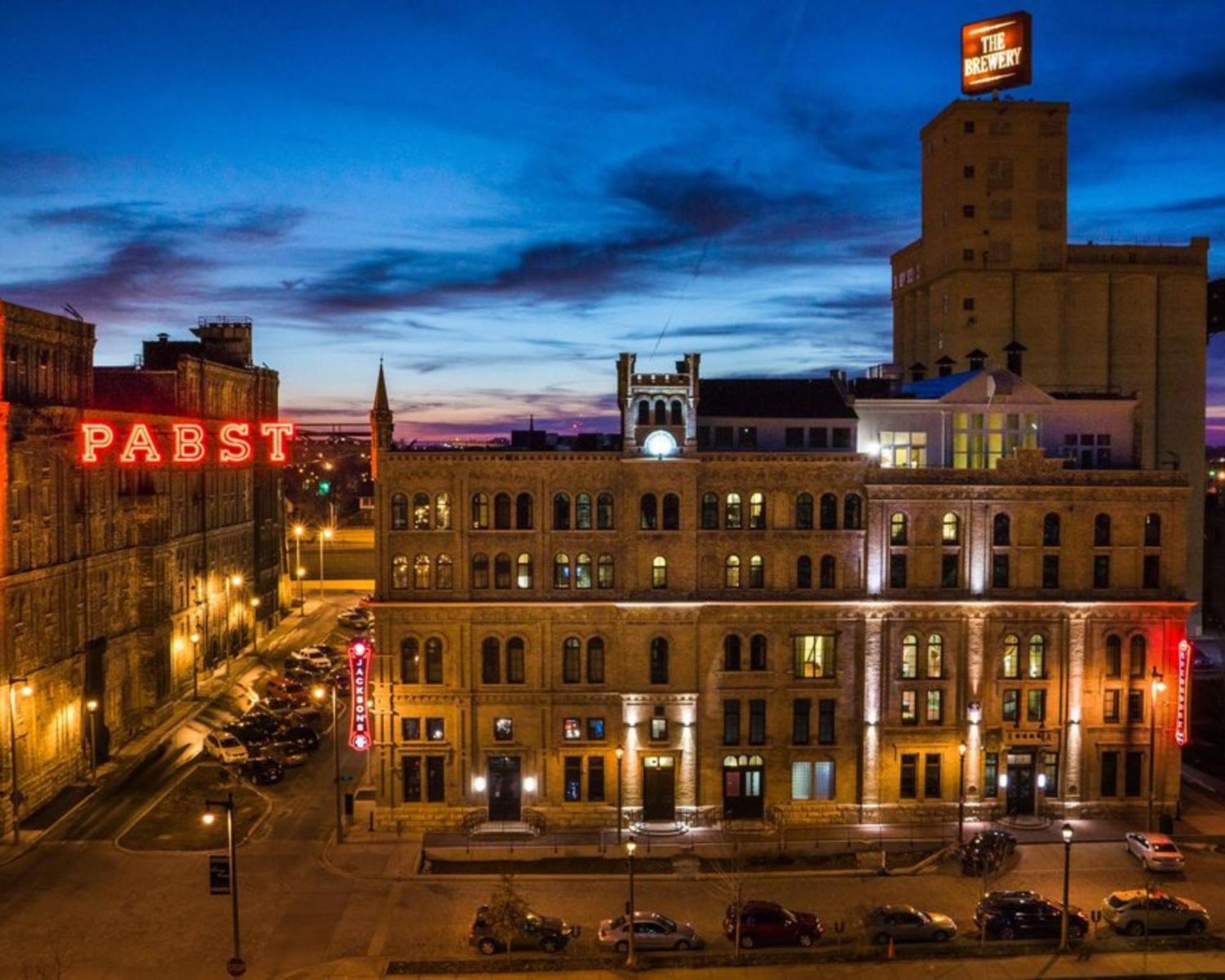 Brewhouse And Milwaukee