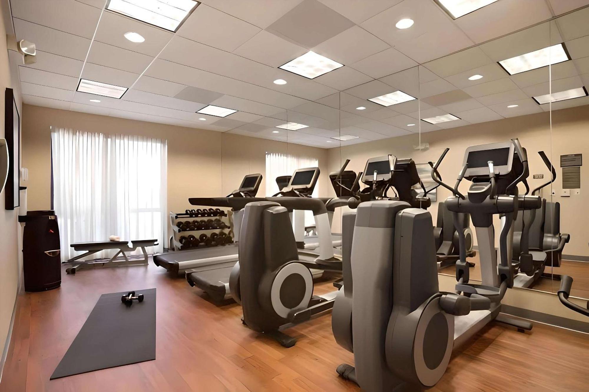 Hotel Comfort West 4*