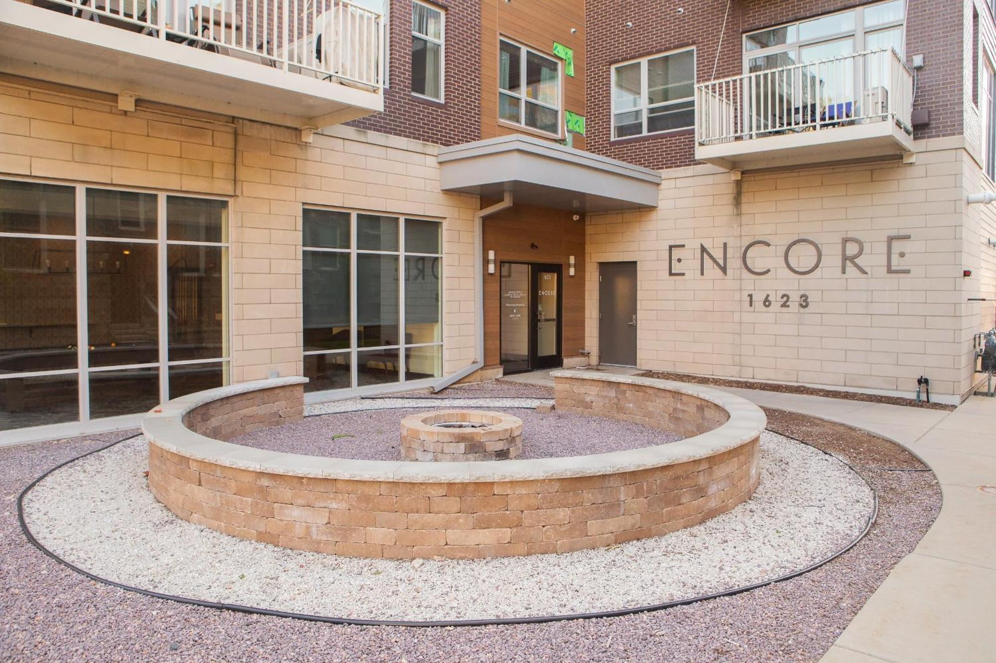 Flexhome East Side 1br Ec1 - Near Brady And Fiserv With Balcony