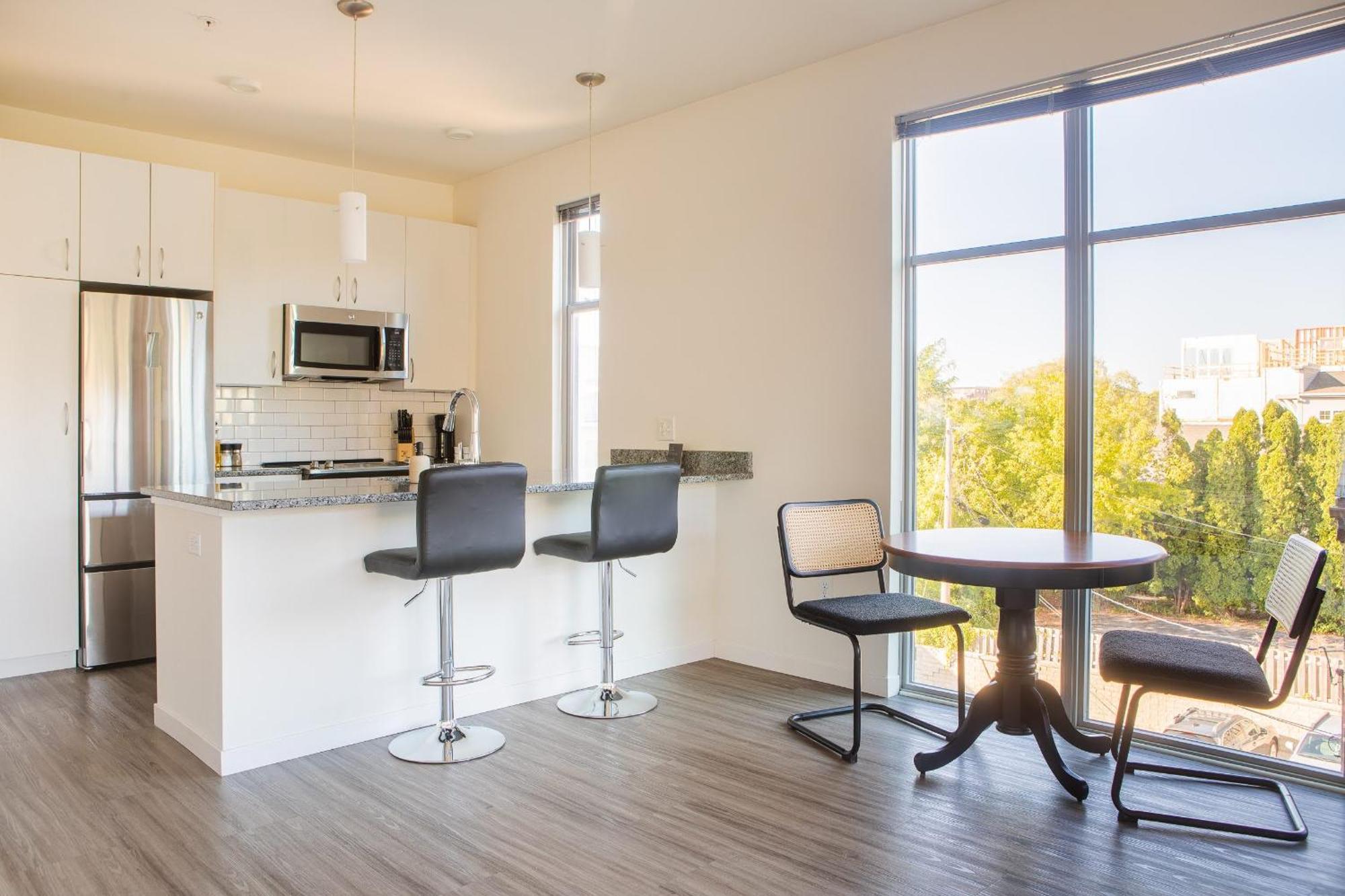 Flexhome East Side 1br Ec1 - Near Brady And Fiserv With Balcony Milwaukee