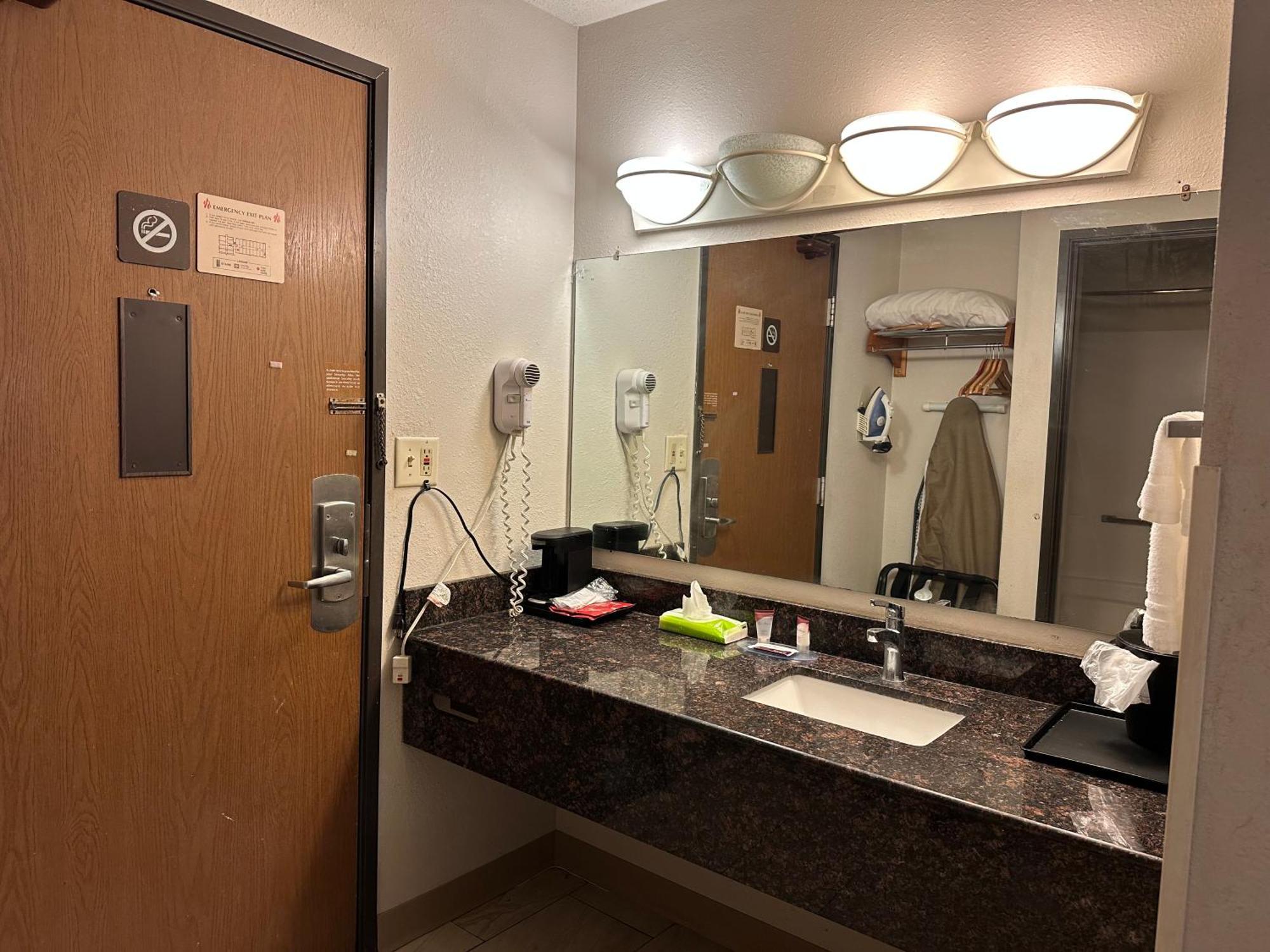 Hotel Inn Milwaukee Hotel